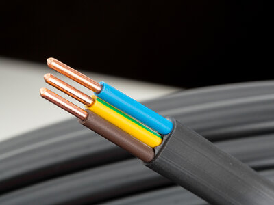 Przewód czy kabel ? – zmiana w nazewnictwie