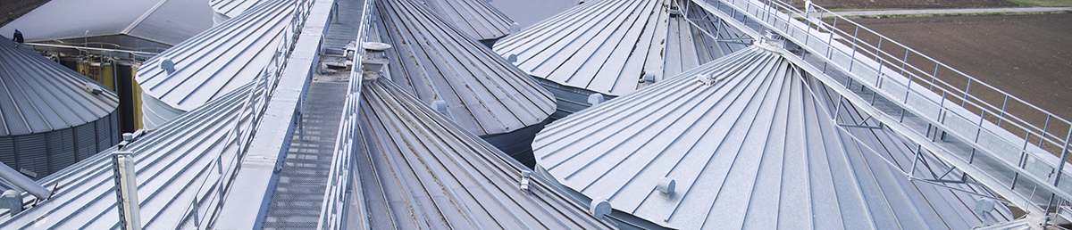 Bezpieczeństwo magazynów energii w przemyśle – na co zwrócić uwagę przy instalacji?