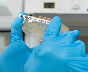 Inteligentne oznaczanie RFID Brady - od etykiety do gotowego systemu