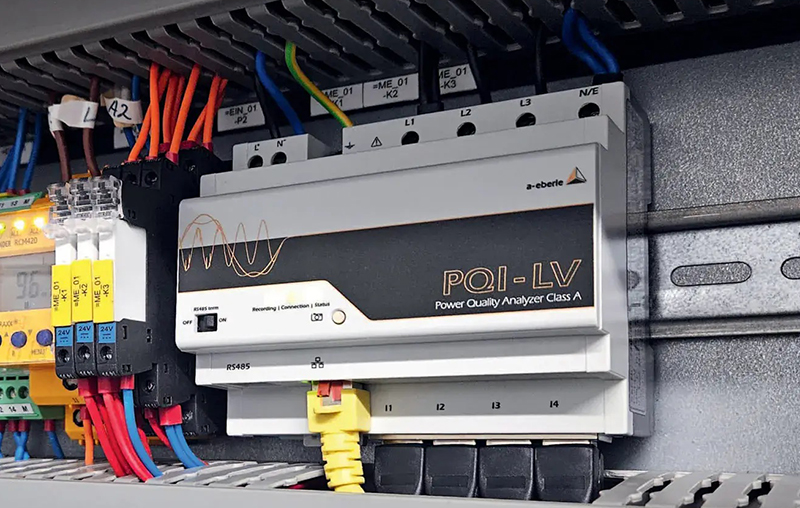 Wahania napięcia i przestoje? PQ BOX pomaga wykryć źródło problemu