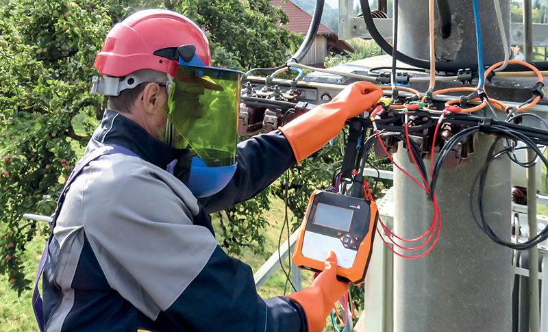 Wahania napięcia i przestoje? PQ BOX pomaga wykryć źródło problemu