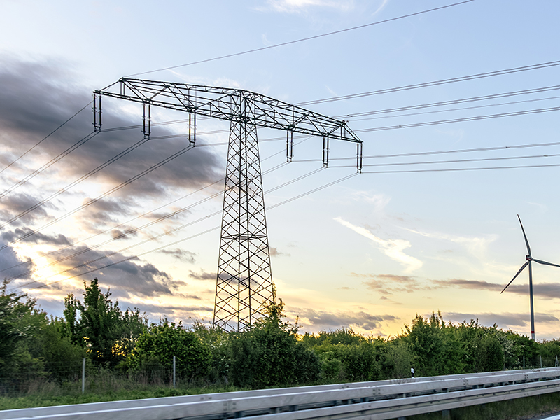 Napięcie nie utrzymuje się w wymaganych granicach - jak bez rozbudowy infrastruktury zapewnić parametry zgodne z normą EN 50160