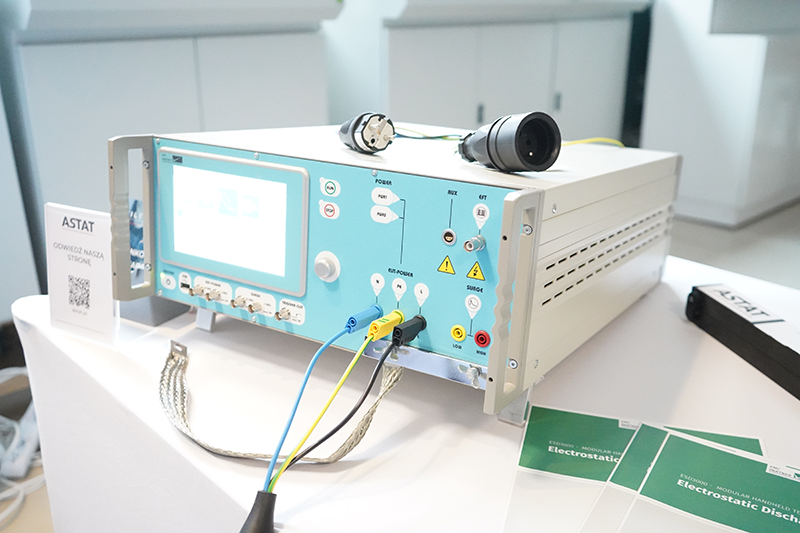 XVI Kurs Kompatybilności Elektromagnetycznej z Lee Hillem. Spotkajmy się w Gdyni