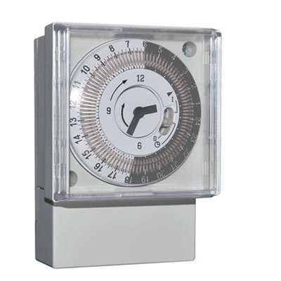 Zegar sterujący, dzienny, z rezerwą zasilania, montaż na szynie DIN oraz na panel, szerokość 4 DIN, 1IO 0018