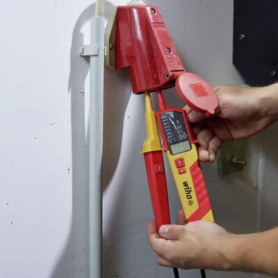 Tester napięcia i ciągłości obwodu, 0,5-1000 V AC, CAT IV w zestawie 2 baterie AAA, 45217