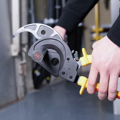 Szczypce do przewodów electric  do 500 mm² z funkcją grzechotki, 46675 - zdjęcie aplikacyjne