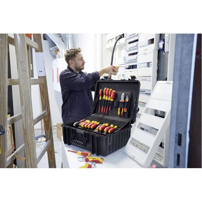 Skrzynka narzędziowa z wyposażeniem dla elektryków, 40523 - aplikacja 1