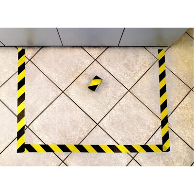 Taśma ostrzegawcza "DUCT TAPE", żółto-czarna, VPO 50/25 - aplikacja